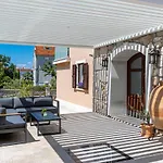 Mary's With Heated Pool, Game & Ev Plug