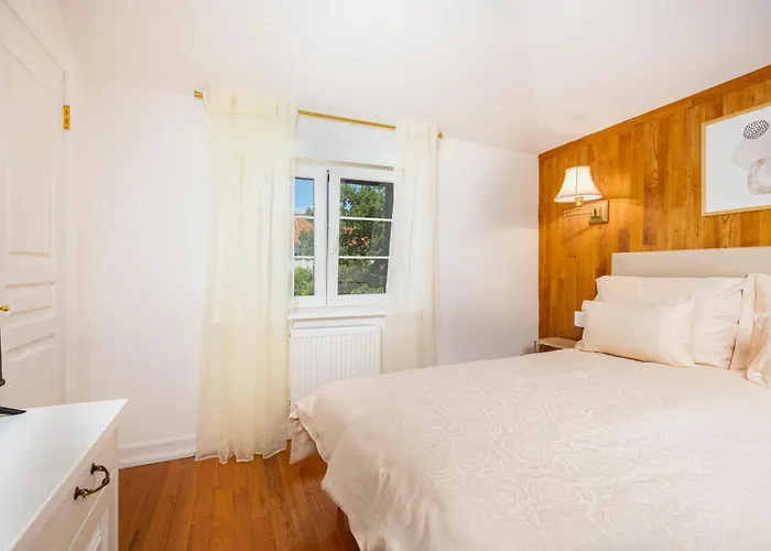 Вилла Mary's With Heated Pool, Game & Ev Plug